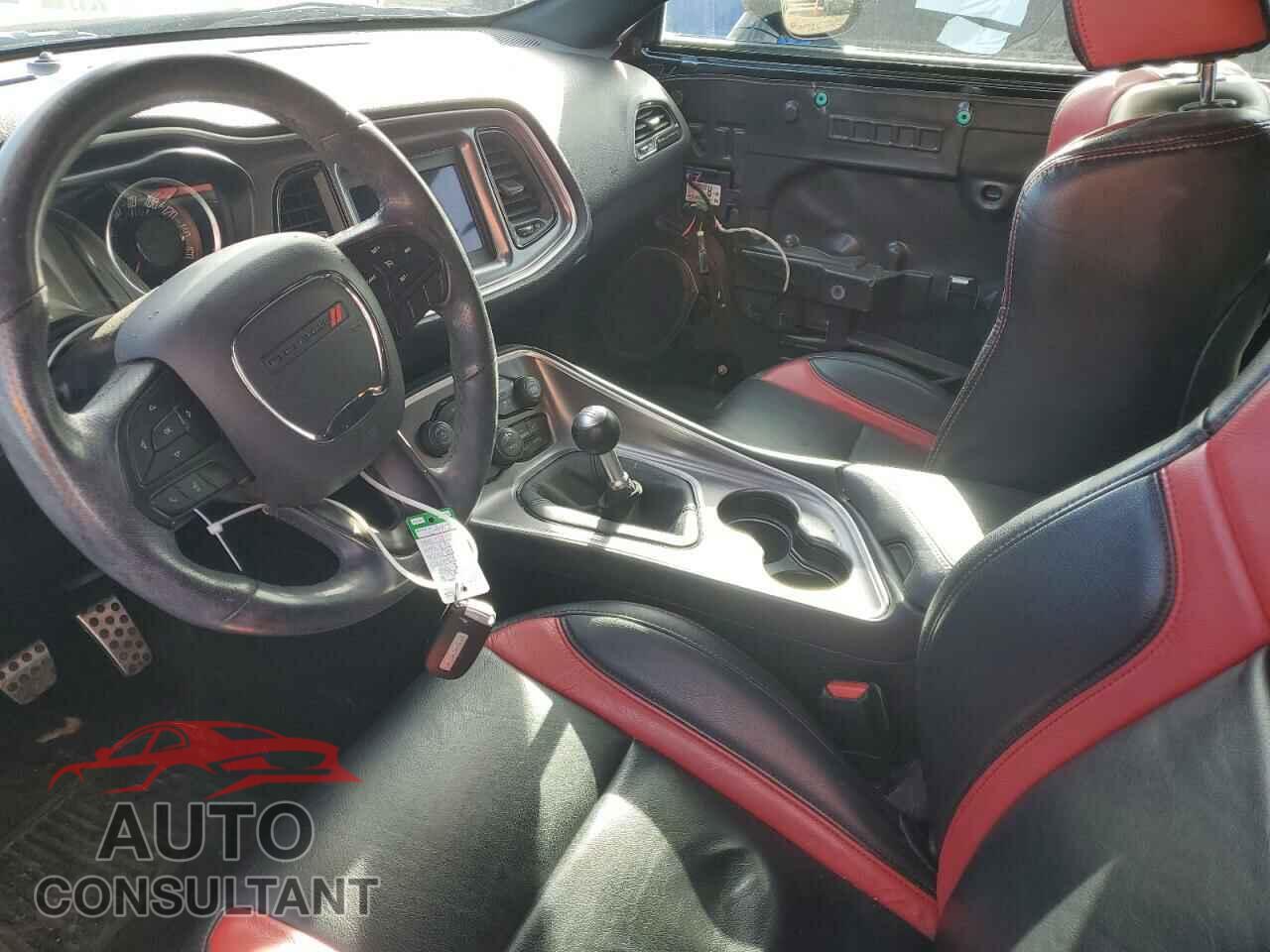 DODGE CHALLENGER 2019 - 2C3CDZBTXKH744060
