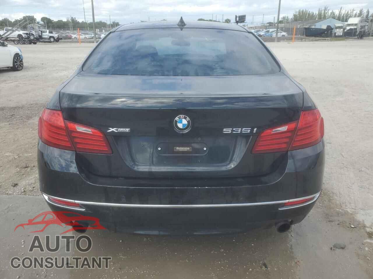 BMW 5 SERIES 2014 - WBA5B3C57ED534635