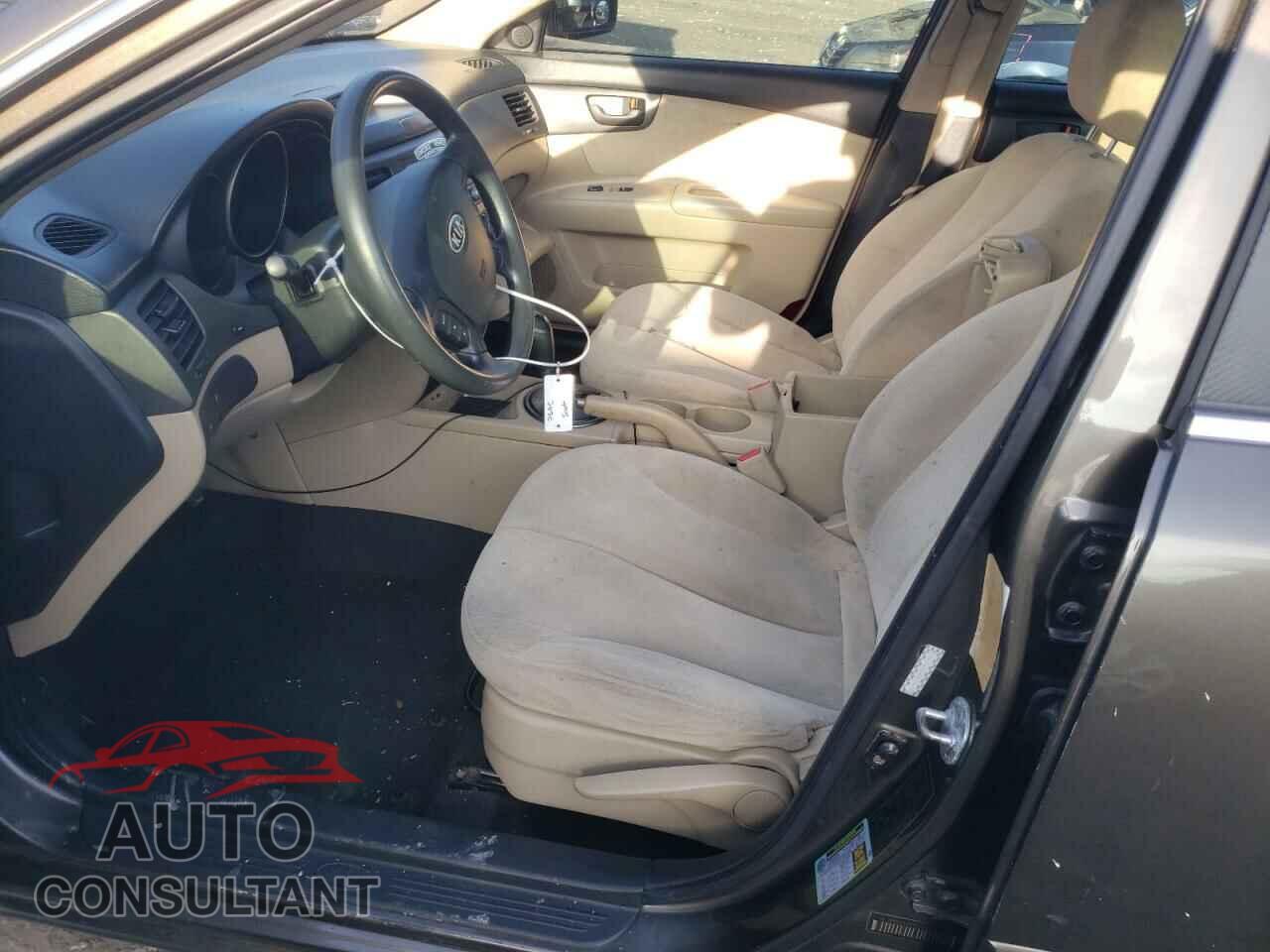 KIA OPTIMA 2010 - KNAGG4A84A5425597