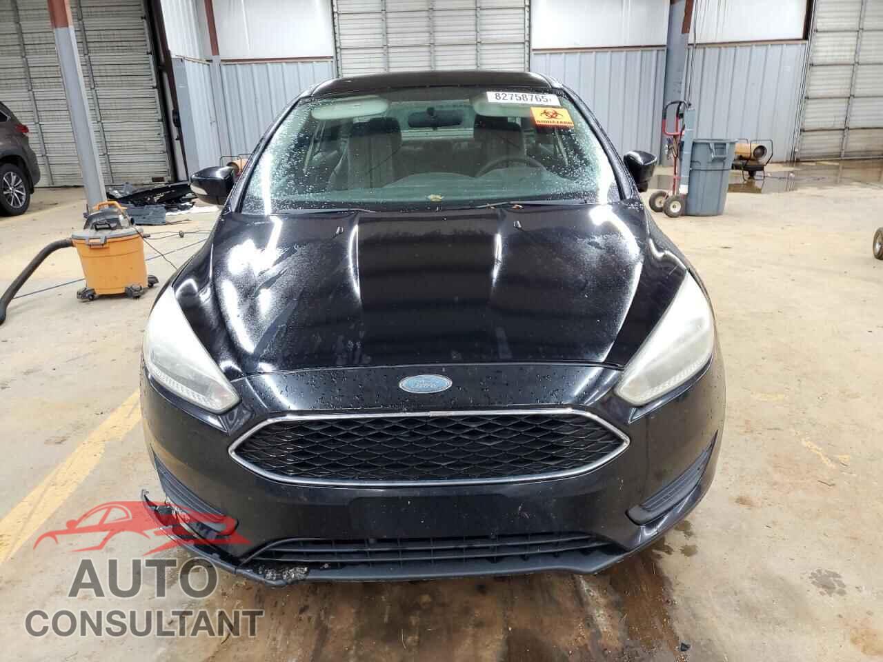 FORD FOCUS 2017 - 1FADP3F20HL256727