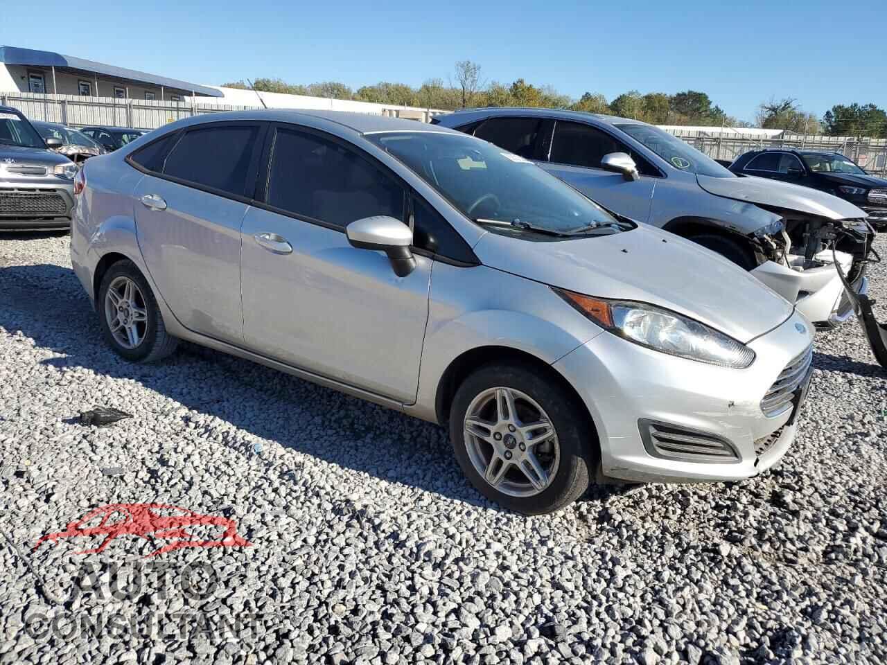 FORD FIESTA 2017 - 3FADP4BJ5HM135399