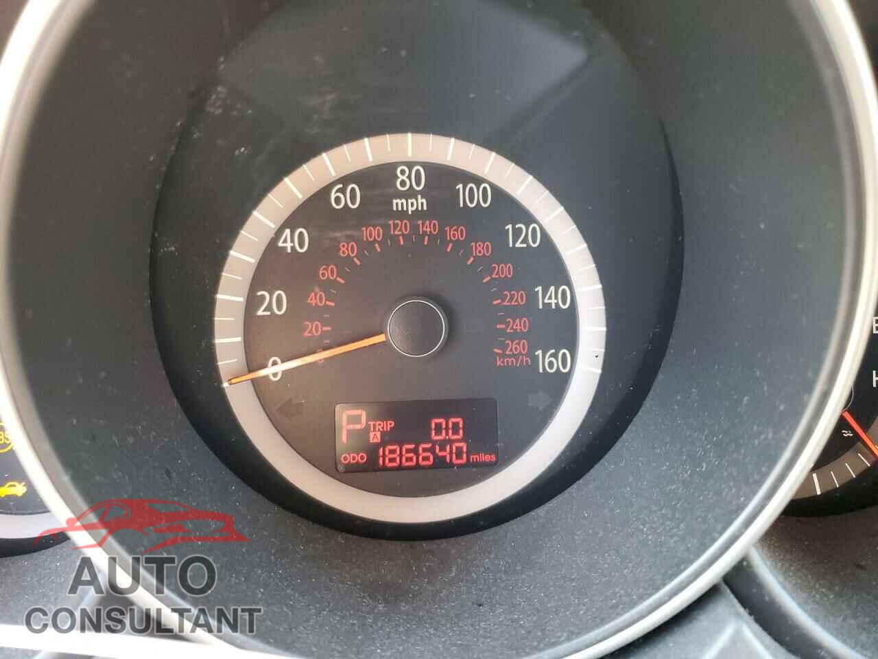 KIA OPTIMA 2010 - KNAGG4A8XA5373019