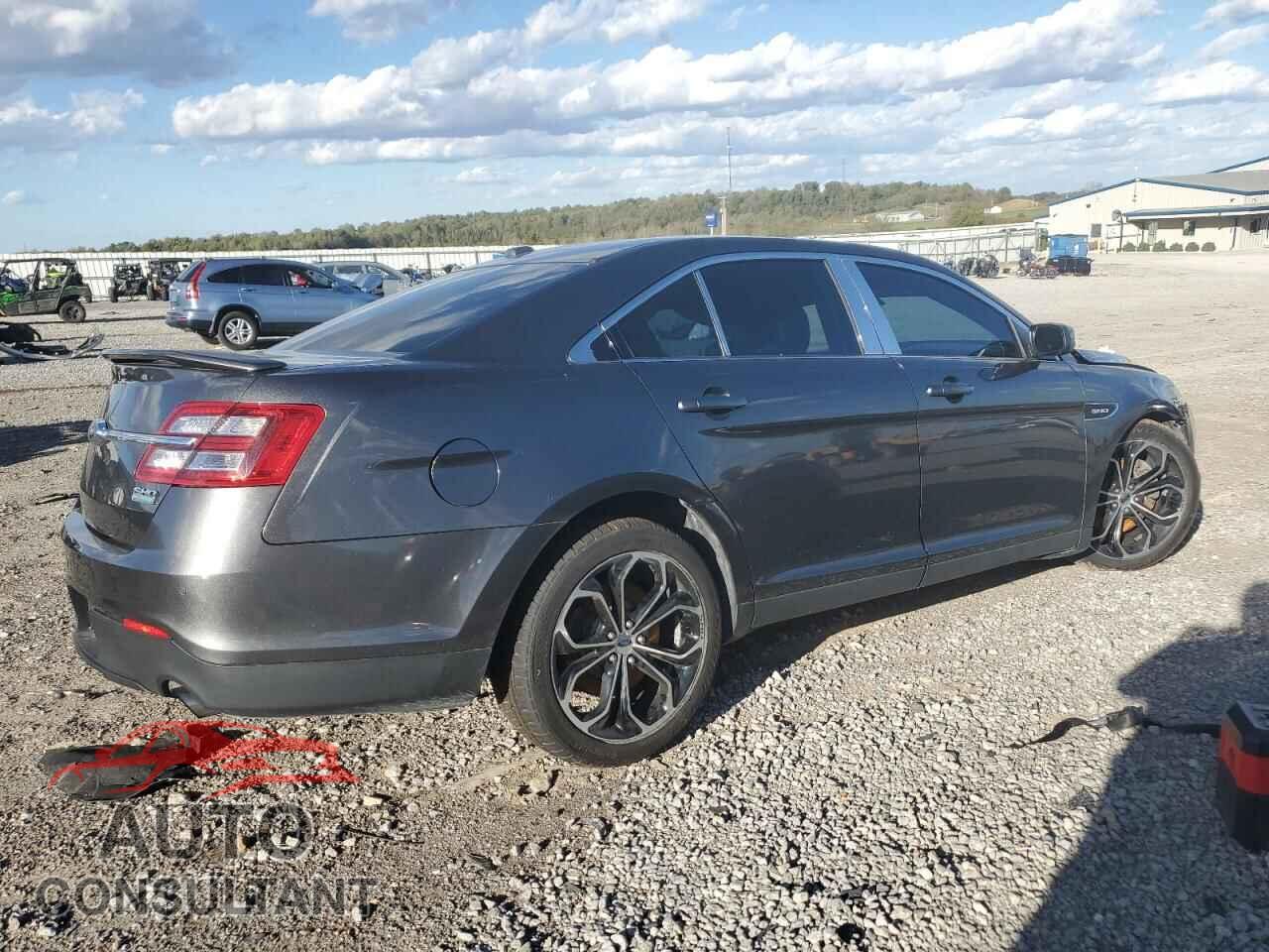 FORD TAURUS 2016 - 1FAHP2KT5GG137900