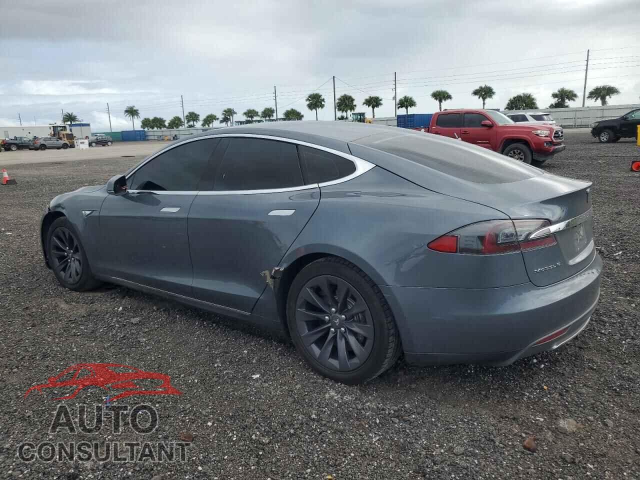 TESLA MODEL S 2013 - 5YJSA1DN1DFP25857