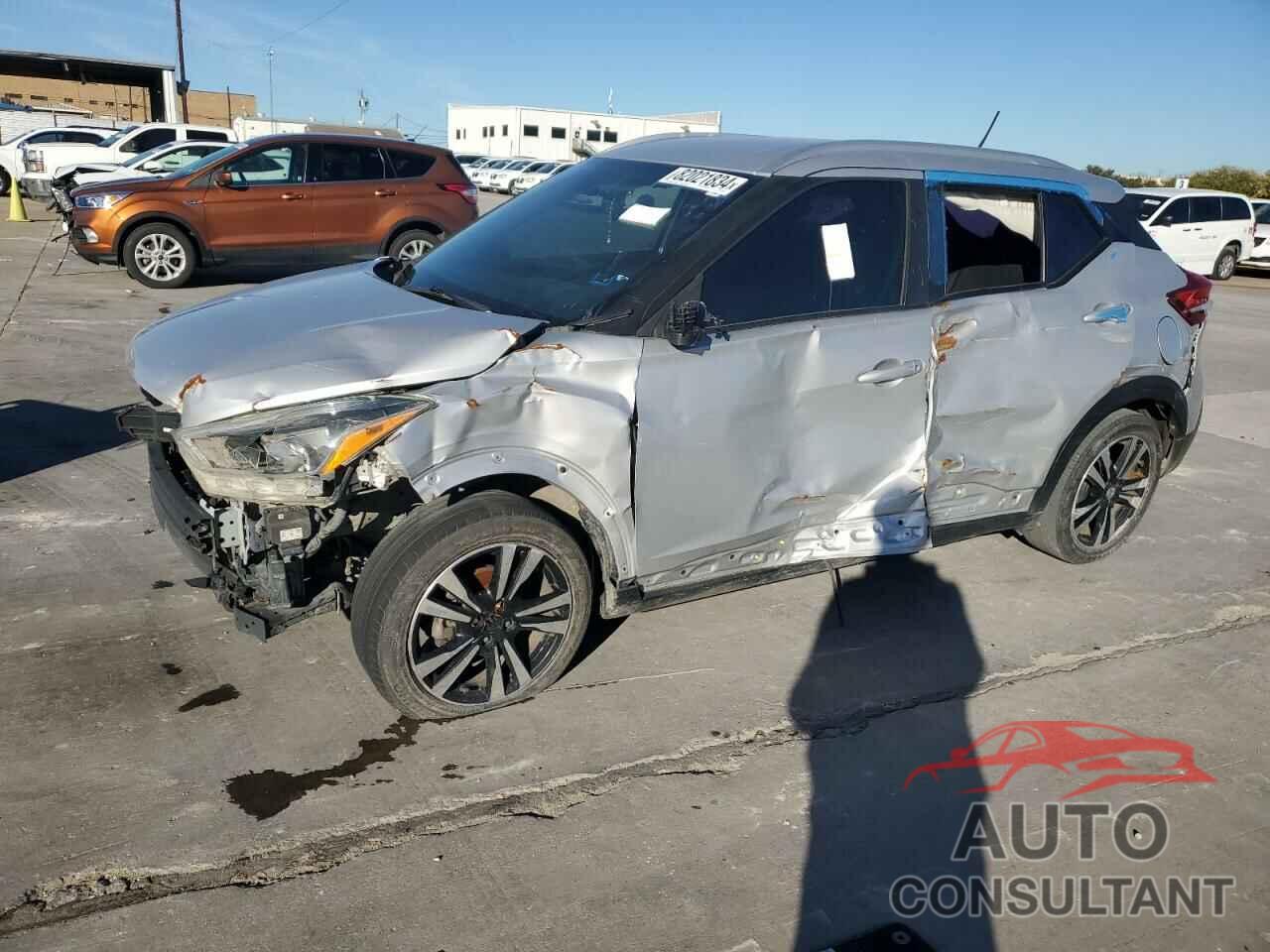 NISSAN KICKS 2019 - 3N1CP5CU7KL550762