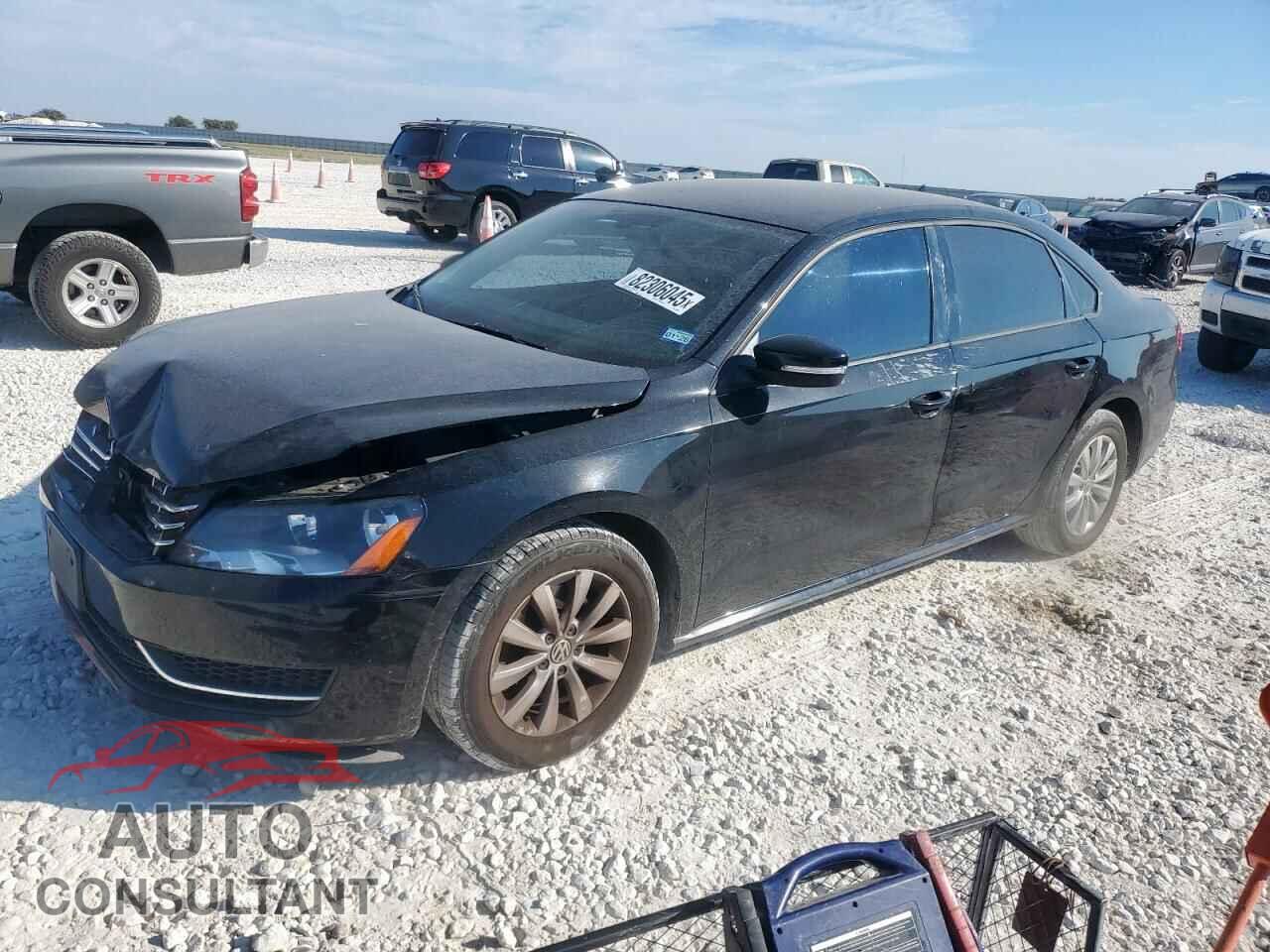 VOLKSWAGEN PASSAT 2012 - 1VWAH7A36CC080788