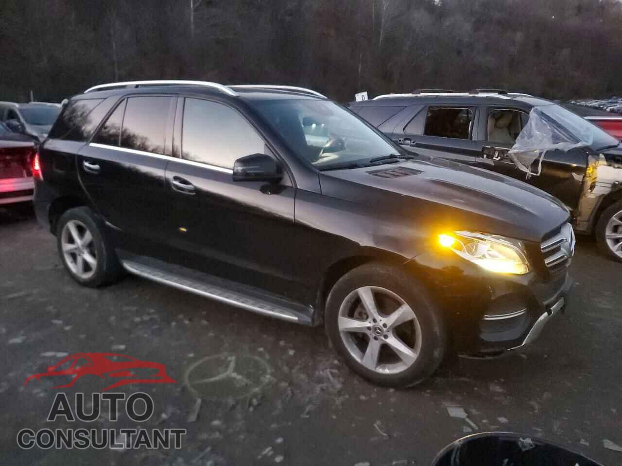 MERCEDES-BENZ GLE-CLASS 2017 - 4JGDA5HB2HA976624