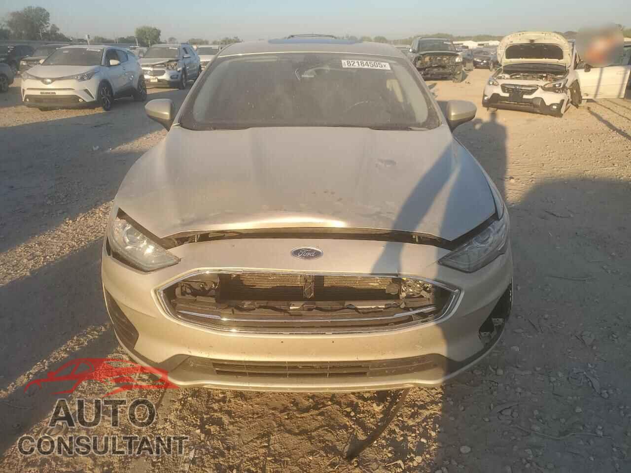 FORD FUSION 2019 - 3FA6P0LU0KR168458