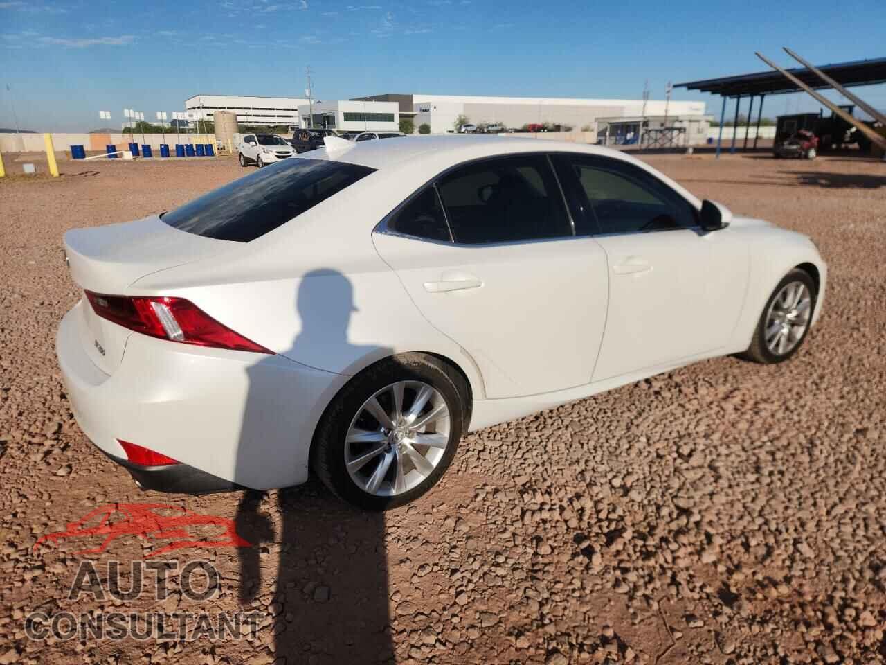 LEXUS IS 2014 - JTHBF1D26E5011201