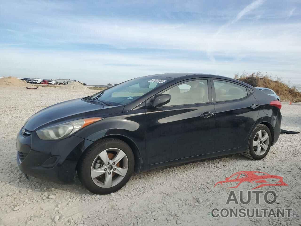 HYUNDAI ELANTRA 2013 - 5NPDH4AE1DH235978