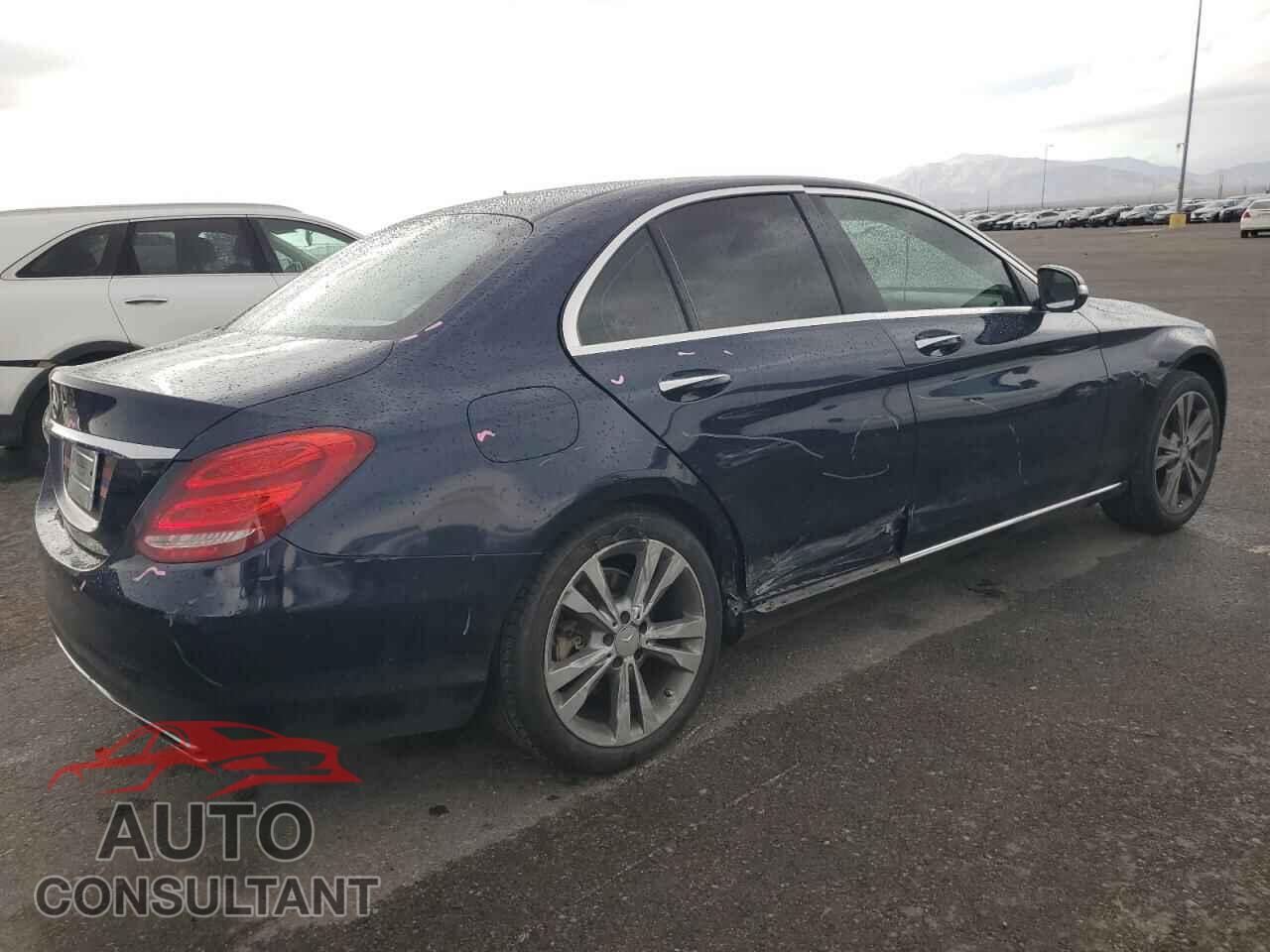 MERCEDES-BENZ C-CLASS 2015 - 55SWF4KB9FU005155