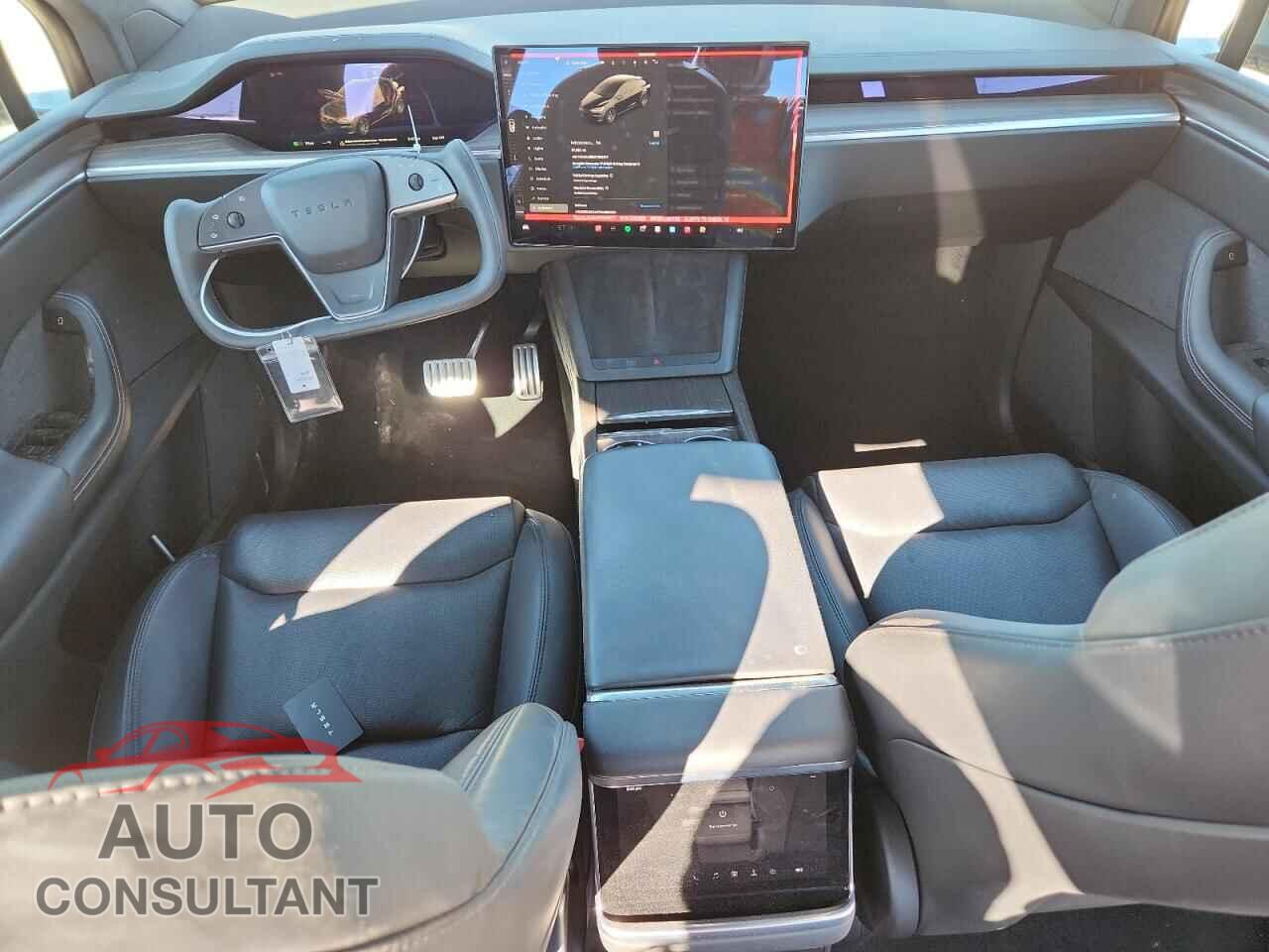 TESLA MODEL X 2023 - 7SAXCAE55PF365577