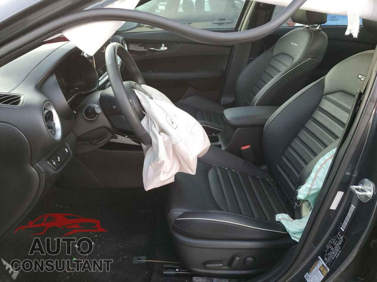 KIA FORTE 2023 - 3KPF54AD5PE566144