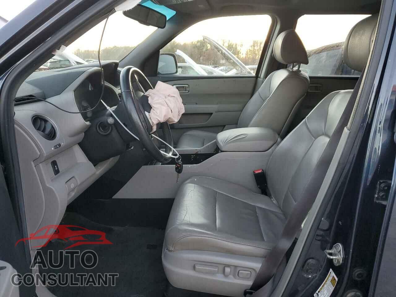 HONDA PILOT 2012 - 5FNYF4H50CB076316