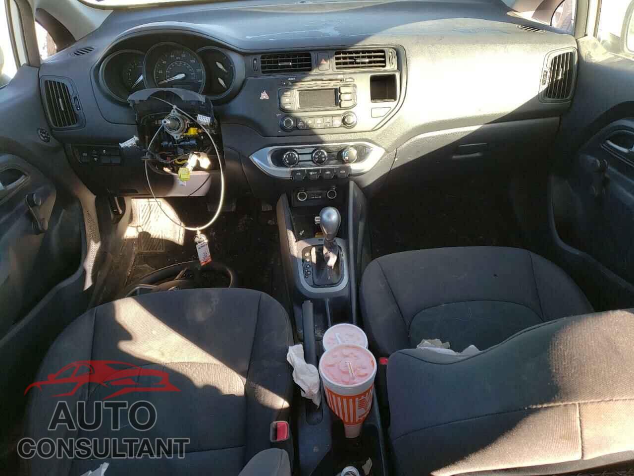 KIA RIO 2015 - KNADM4A38F6422140