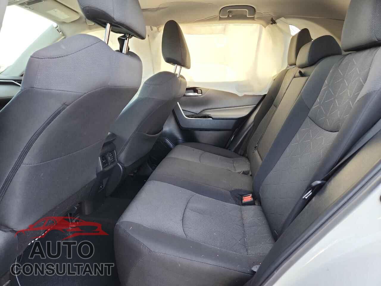 TOYOTA RAV4 2021 - 2T3P1RFVXMW158625