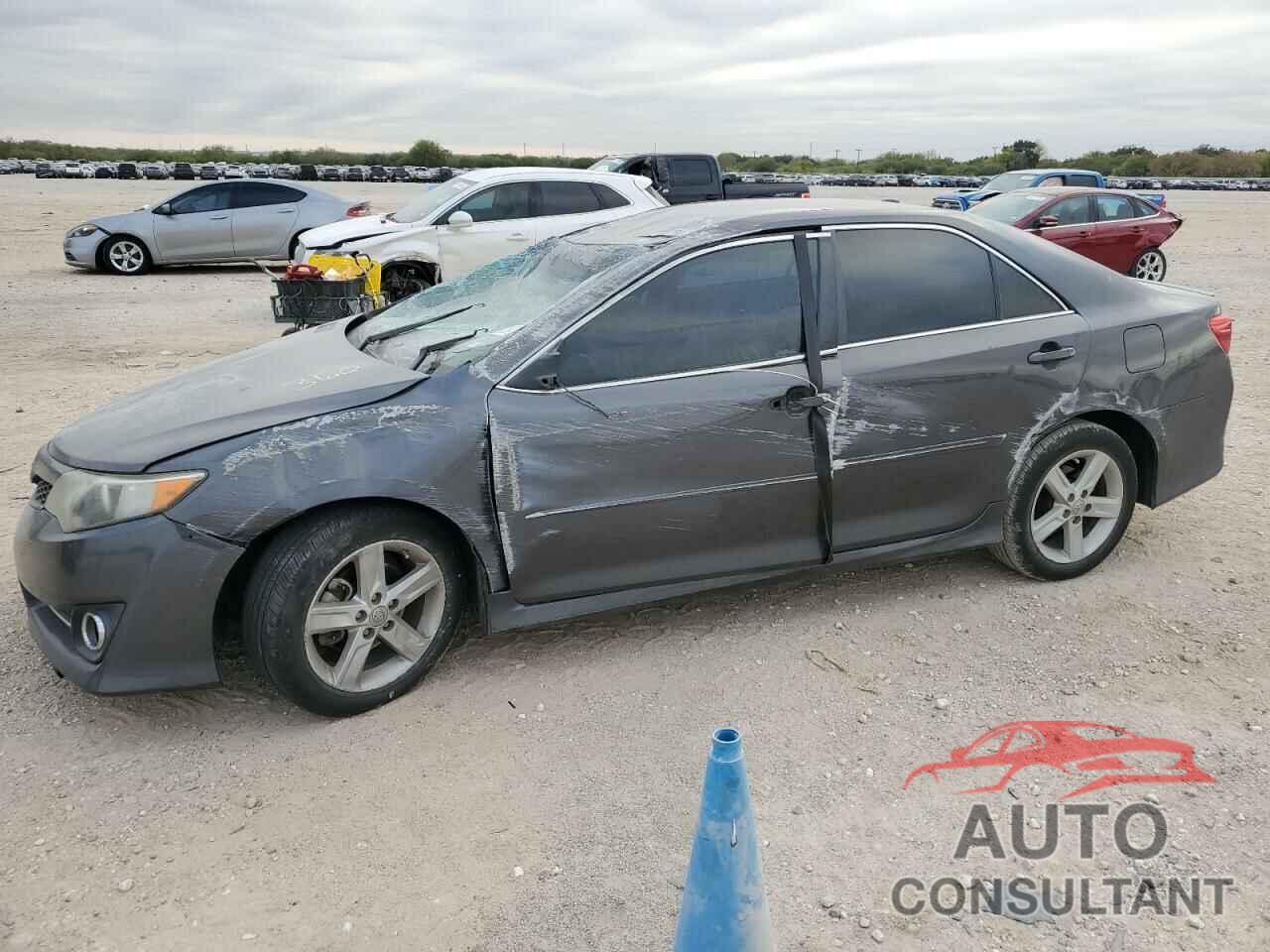 TOYOTA CAMRY 2013 - 4T1BF1FK0DU214325