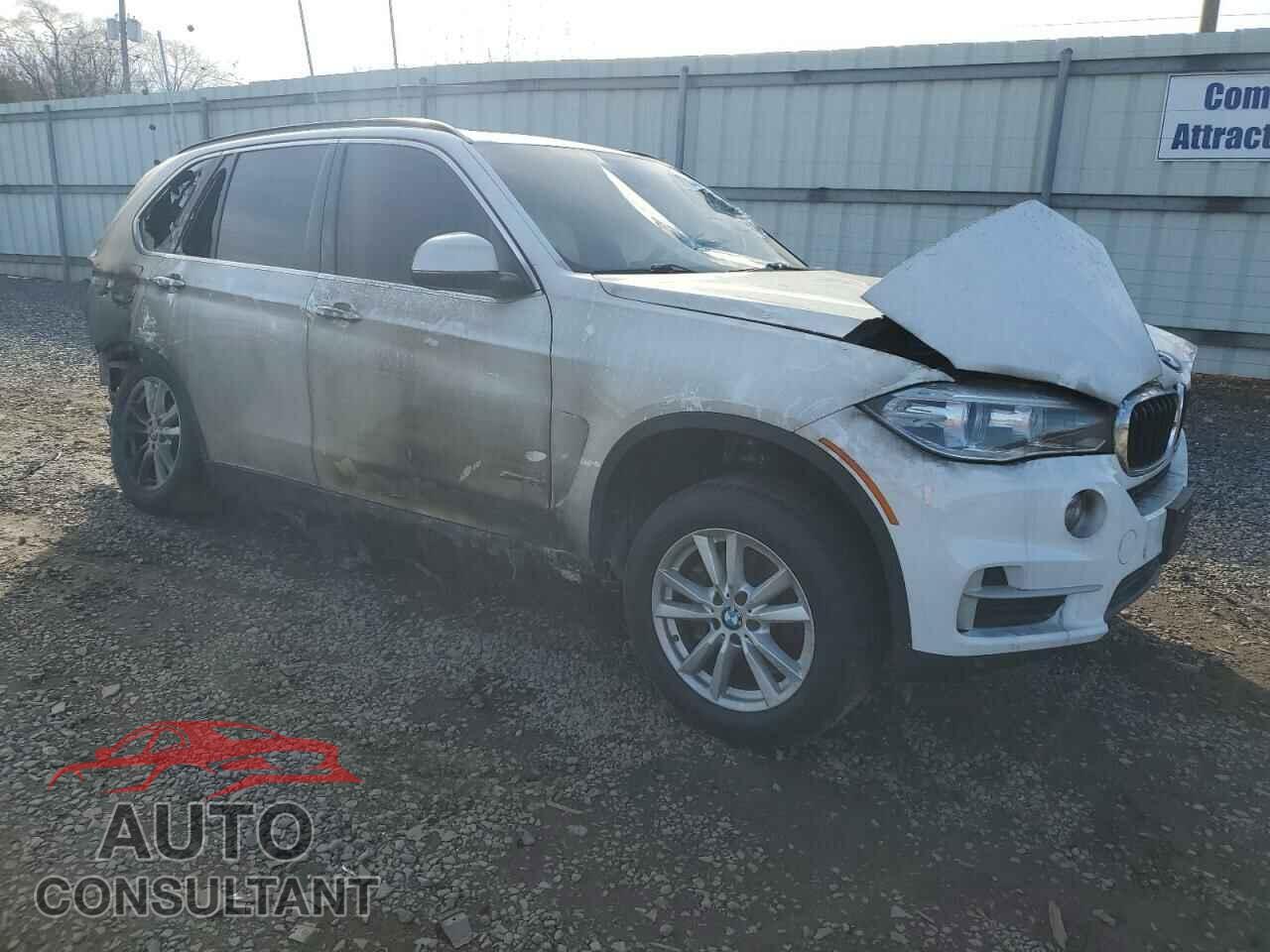 BMW X5 2015 - 5UXKR0C55F0P02702