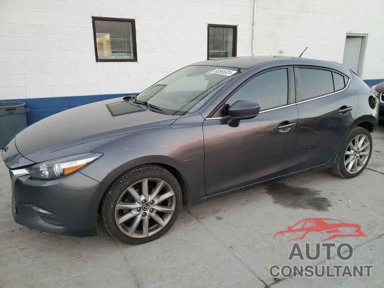 MAZDA 3 2017 - 3MZBN1L75HM119211