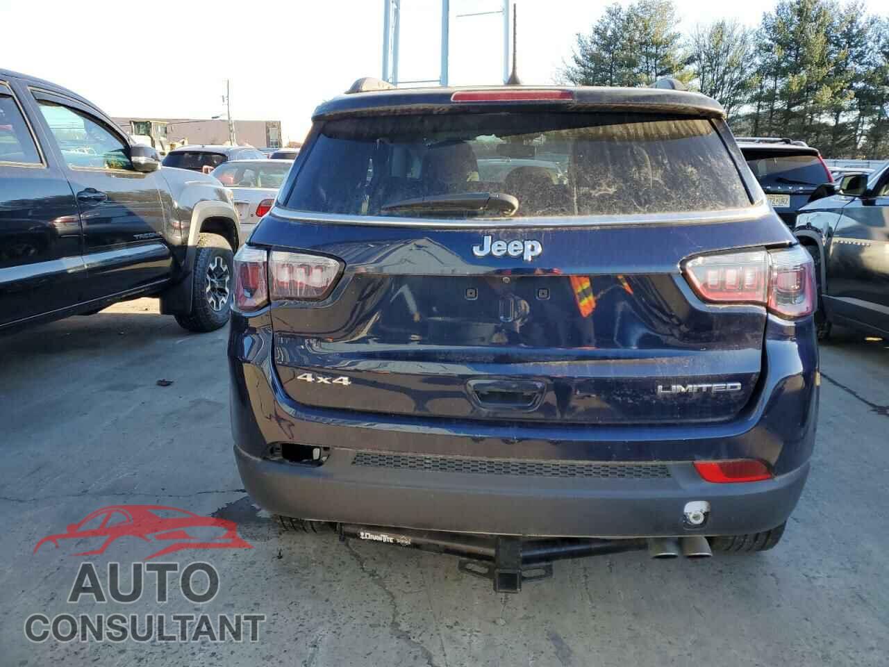 JEEP COMPASS 2018 - 3C4NJDCB8JT354344