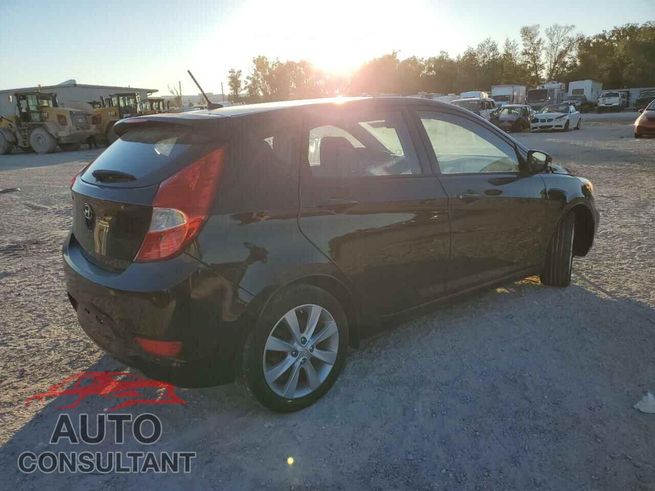 HYUNDAI ACCENT 2014 - KMHCU5AE5EU158449