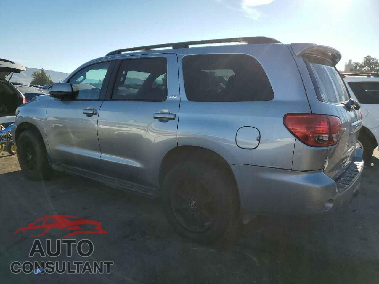 TOYOTA SEQUOIA 2013 - 5TDBY5G10DS080206