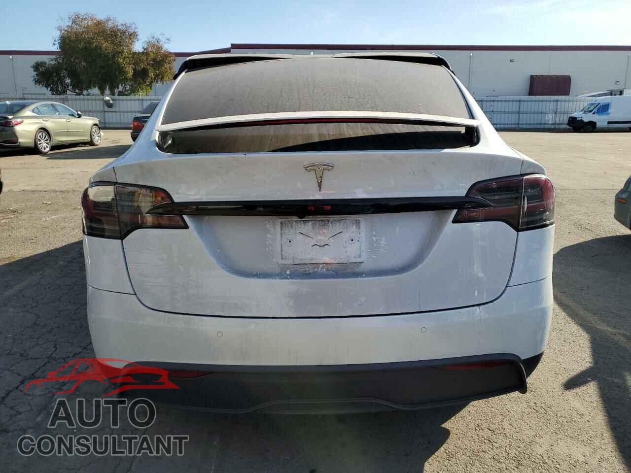 TESLA MODEL X 2023 - 7SAXCAE5XPF378387