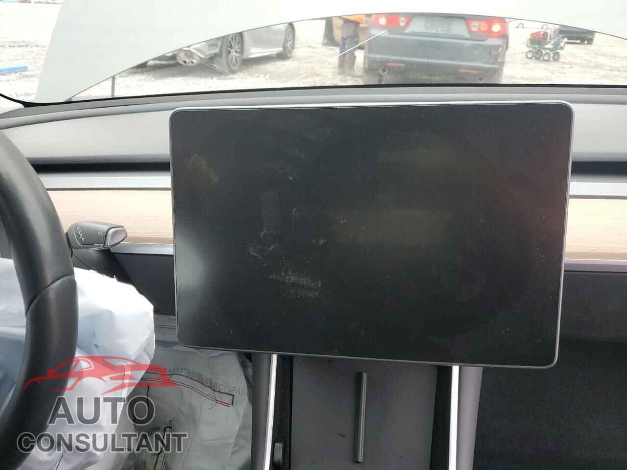 TESLA MODEL 3 2019 - 5YJ3E1EA0KF426930