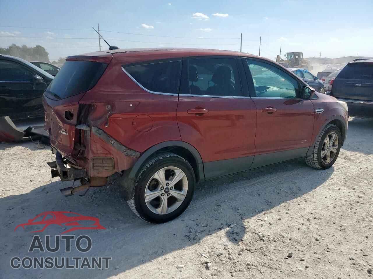 FORD ESCAPE 2015 - 1FMCU9G91FUC67719