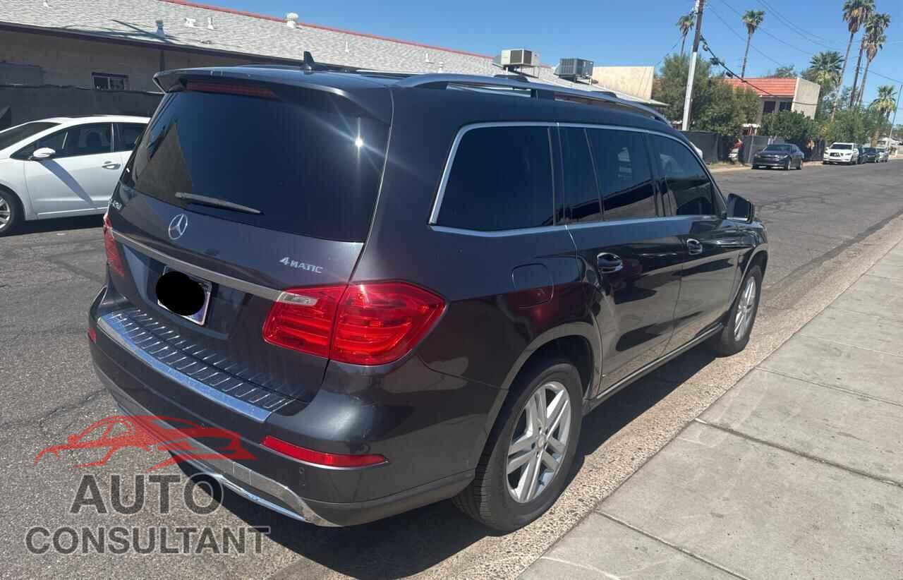 MERCEDES-BENZ GL-CLASS 2013 - 4JGDF7CE0DA257512