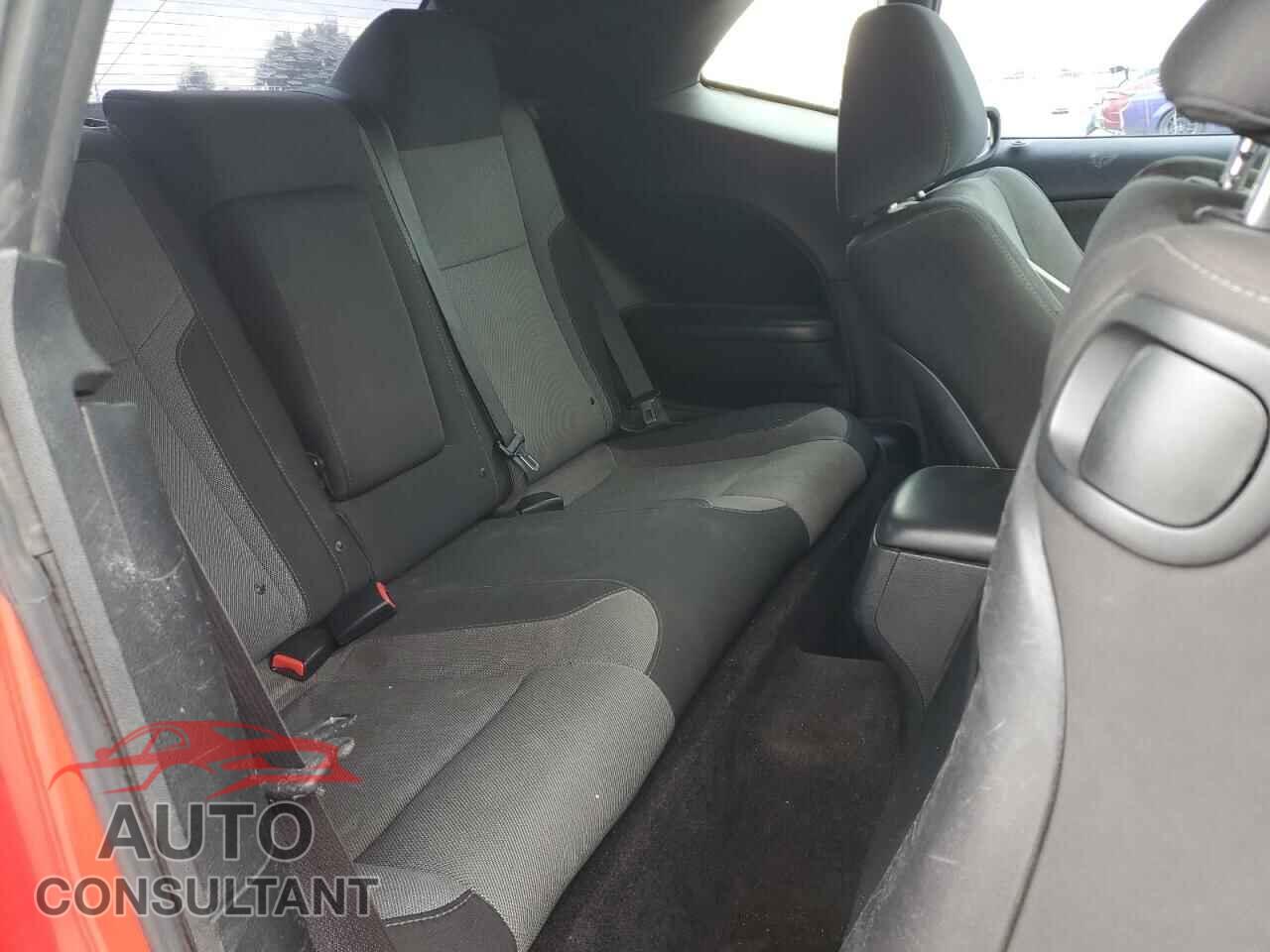 DODGE CHALLENGER 2015 - 2C3CDZAT0FH718123