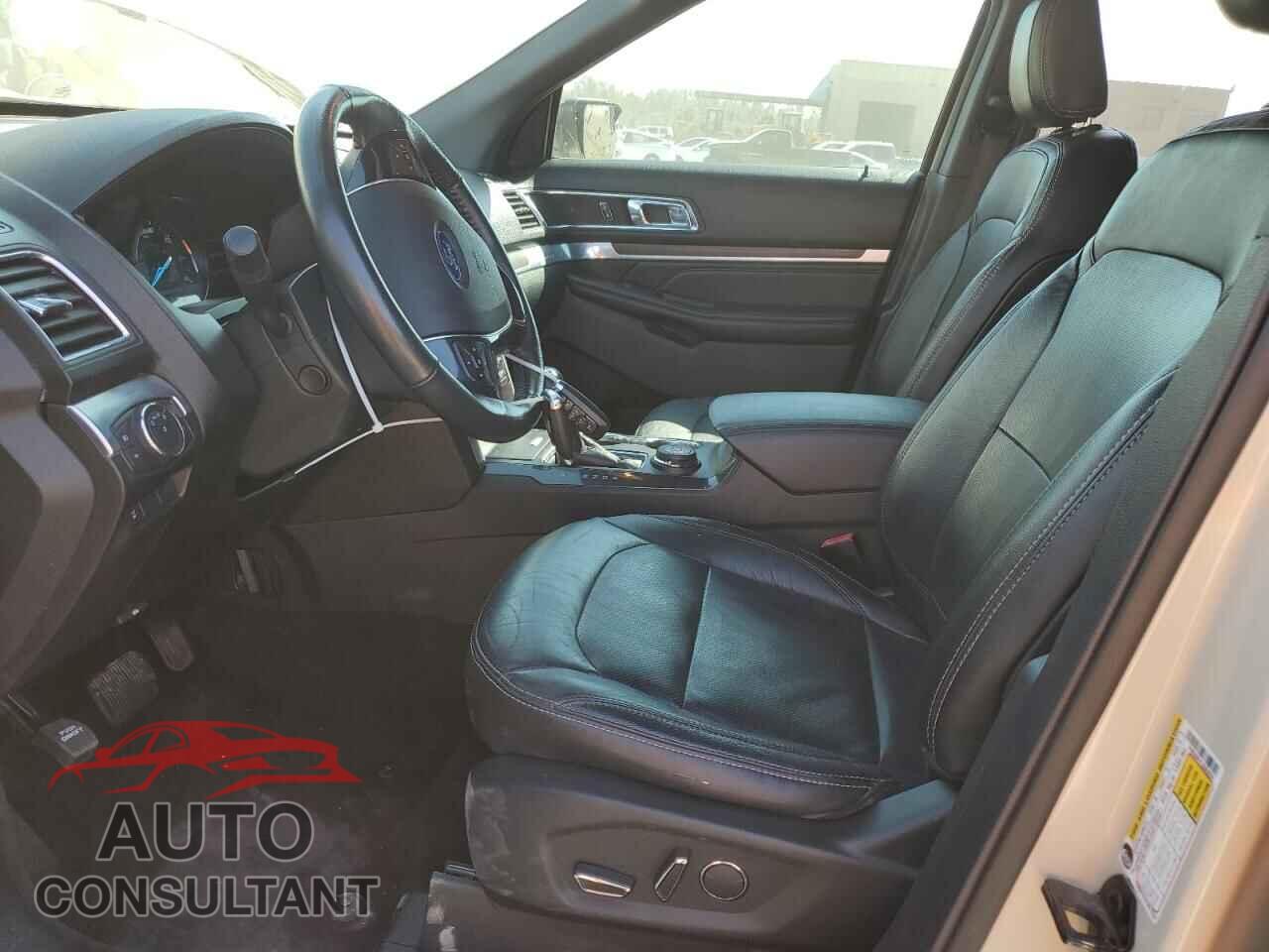 FORD EXPLORER 2018 - 1FM5K8FH7JGB39204