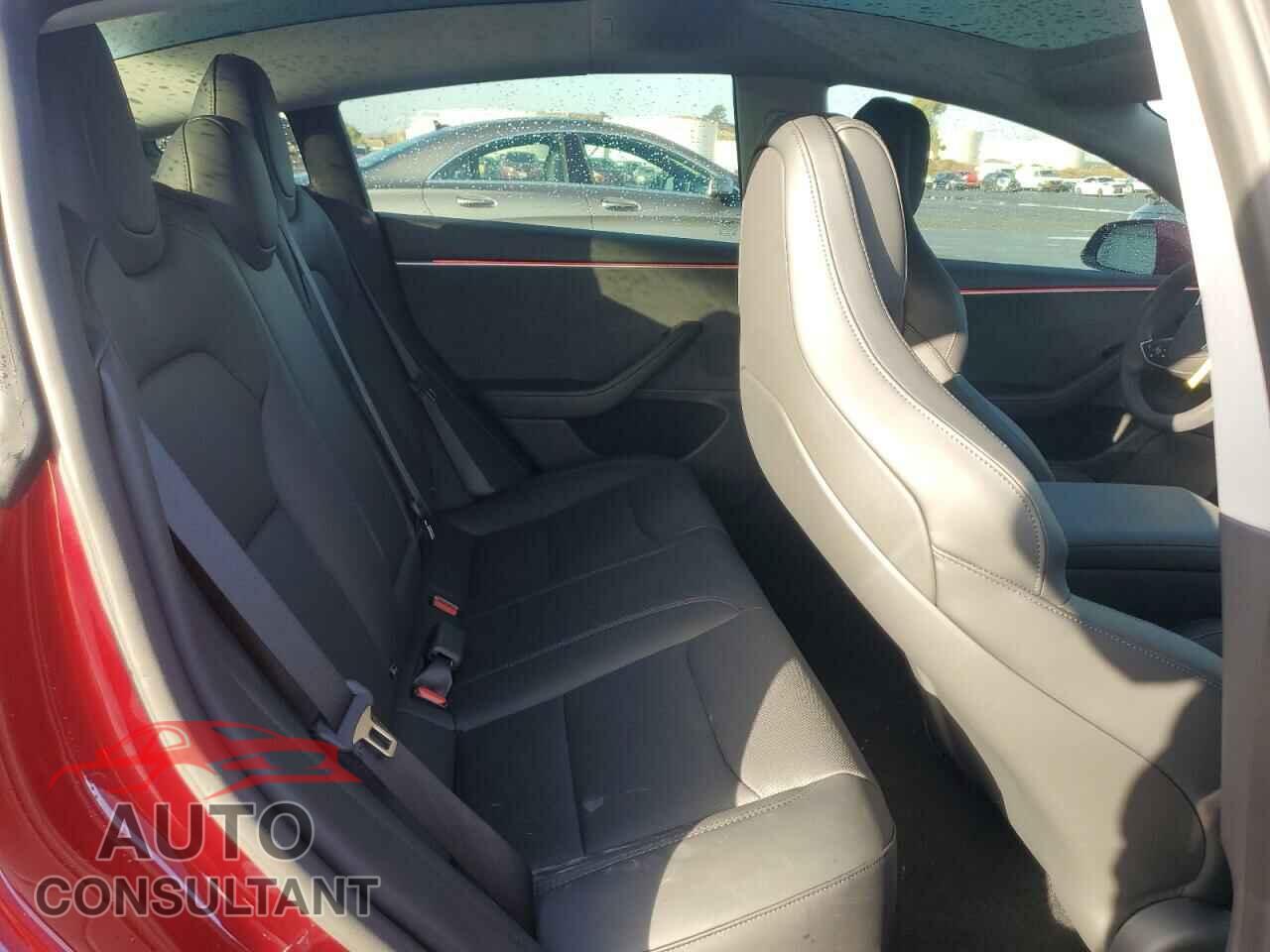 TESLA MODEL 3 2024 - 5YJ3E1ET3RF886093