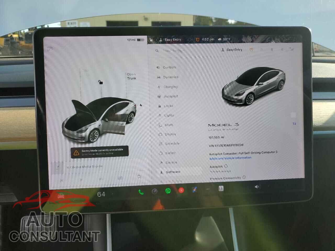TESLA MODEL 3 2018 - 5YJ3E1EA8JF015239