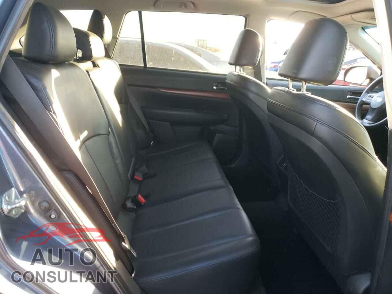 SUBARU OUTBACK 2014 - 4S4BRDLC9E2239694