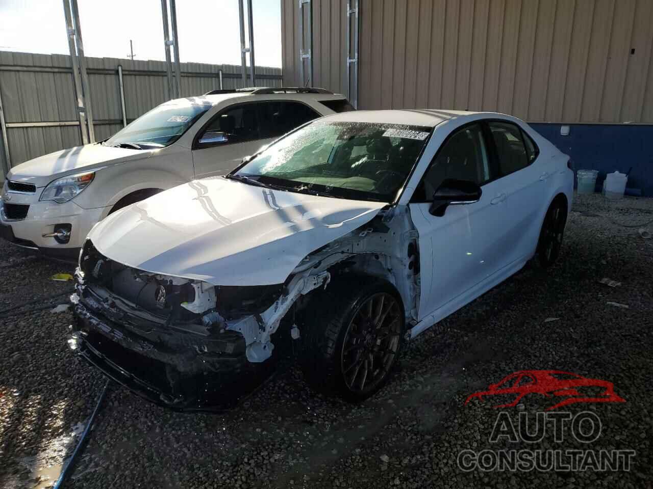 TOYOTA CAMRY 2023 - 4T1G11AK5PU104189