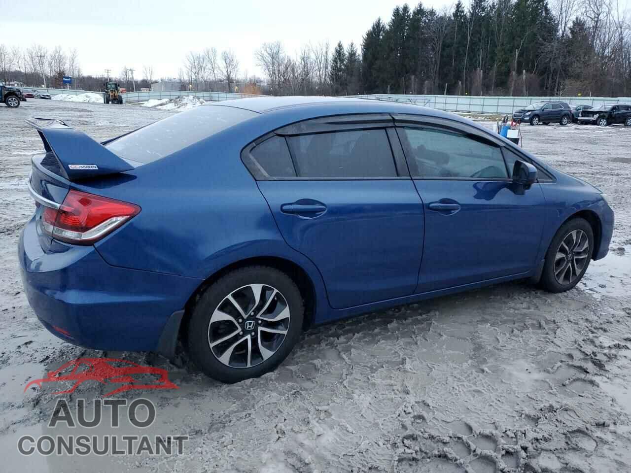 HONDA CIVIC 2015 - 2HGFB2F88FH552882