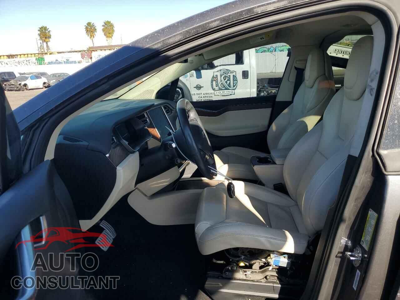 TESLA MODEL X 2017 - 5YJXCDE23HF071150