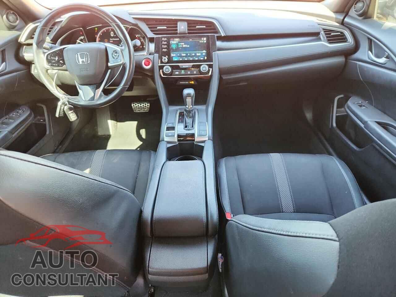 HONDA CIVIC 2019 - 2HGFC2F84KH556144