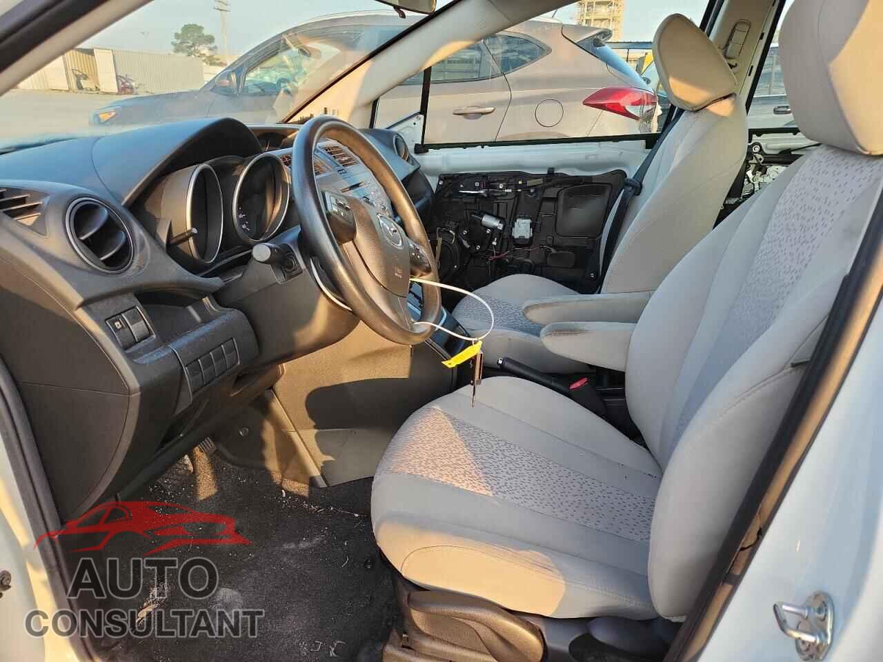 MAZDA 5 2012 - JM1CW2BL2C0143387