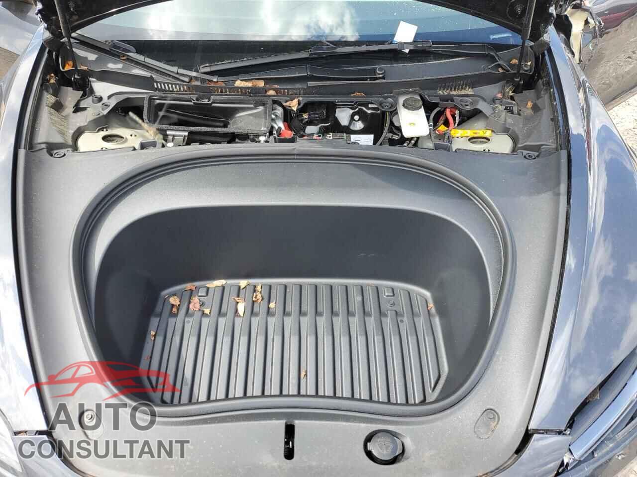 TESLA MODEL 3 2024 - 5YJ3E1EAXRF861044