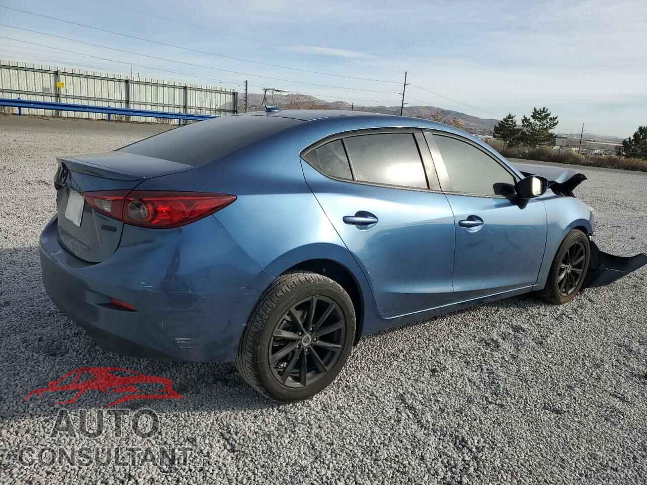 MAZDA 3 2018 - 3MZBN1V33JM250444