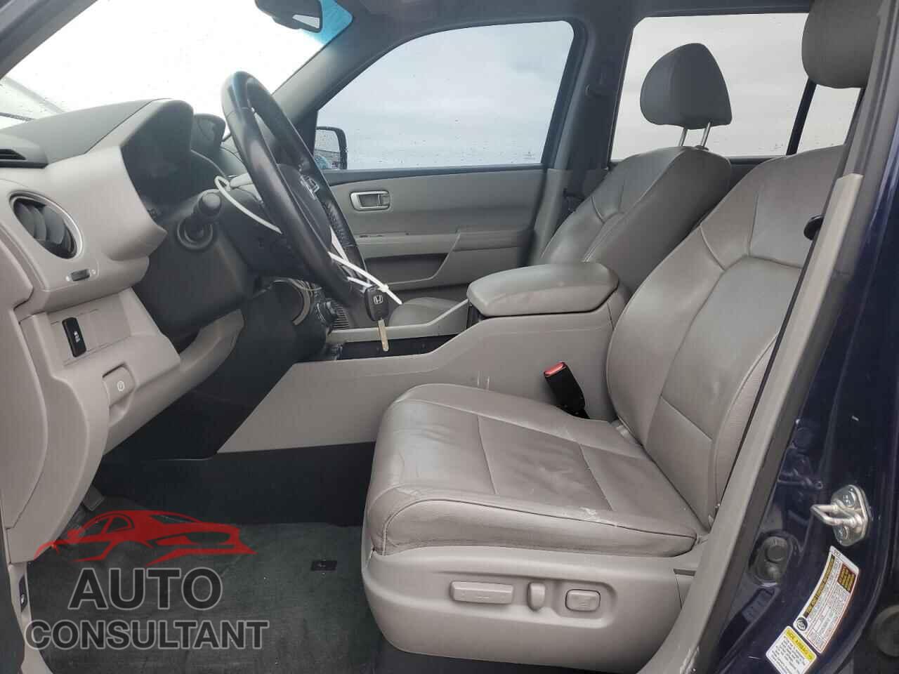 HONDA PILOT 2013 - 5FNYF4H74DB086124