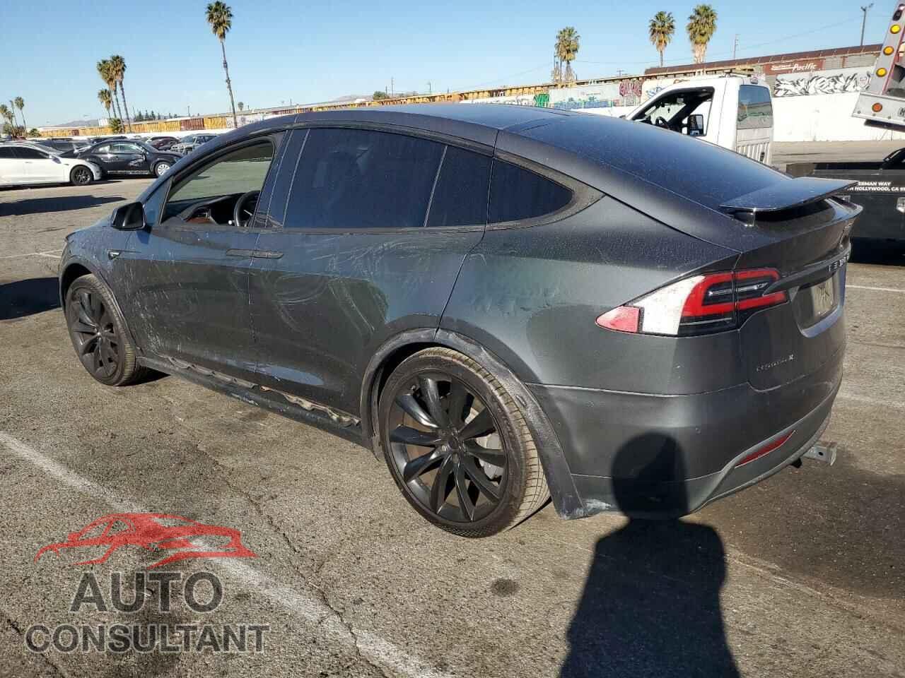 TESLA MODEL X 2017 - 5YJXCDE23HF071150