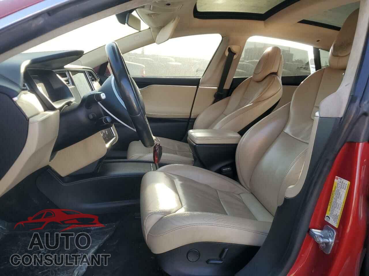TESLA MODEL S 2017 - 5YJSA1E15HF210006