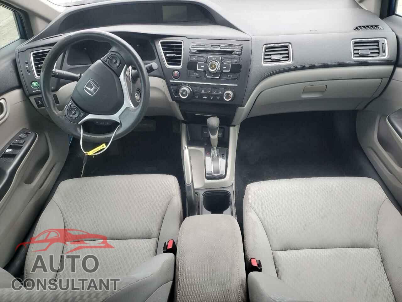 HONDA CIVIC 2015 - 2HGFB2F57FH558226