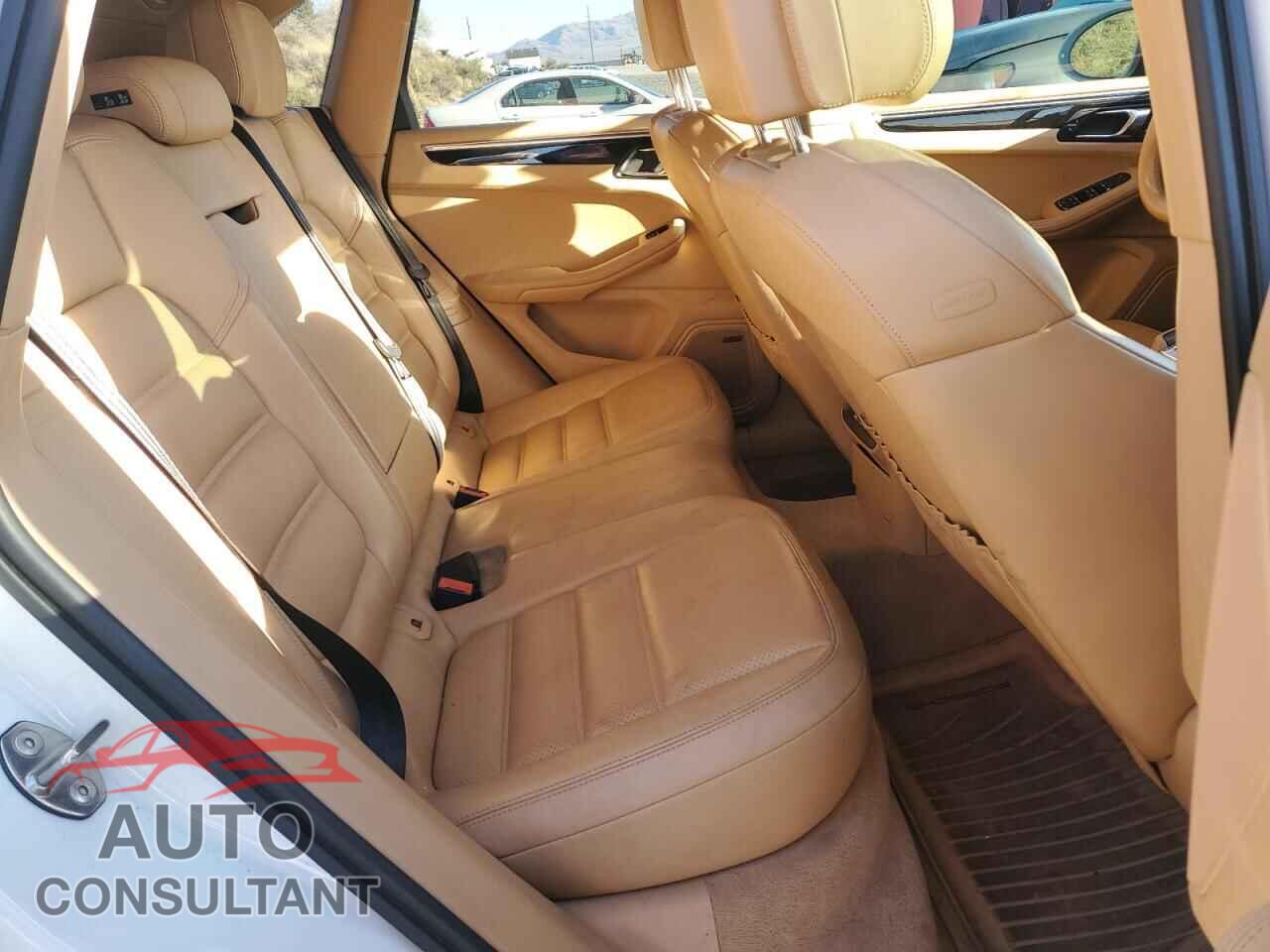 PORSCHE MACAN 2015 - WP1AB2A56FLB66453