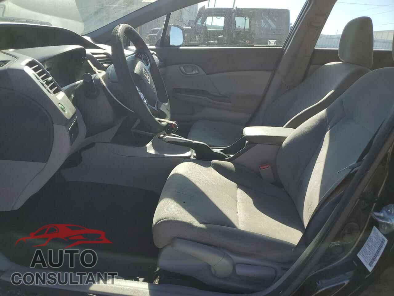 HONDA CIVIC 2012 - 2HGFB2F55CH328101