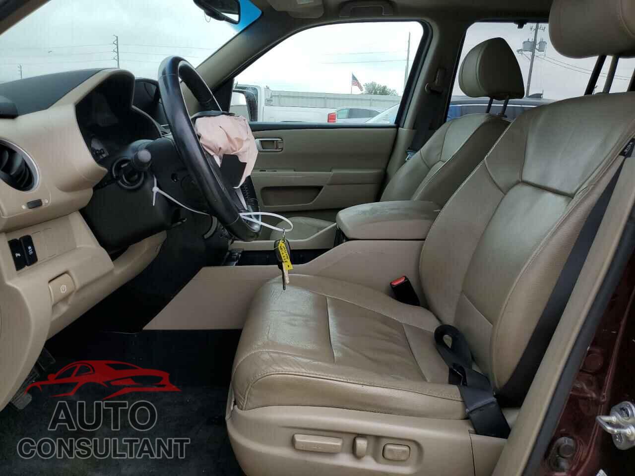 HONDA PILOT 2013 - 5FNYF4H9XDB068163