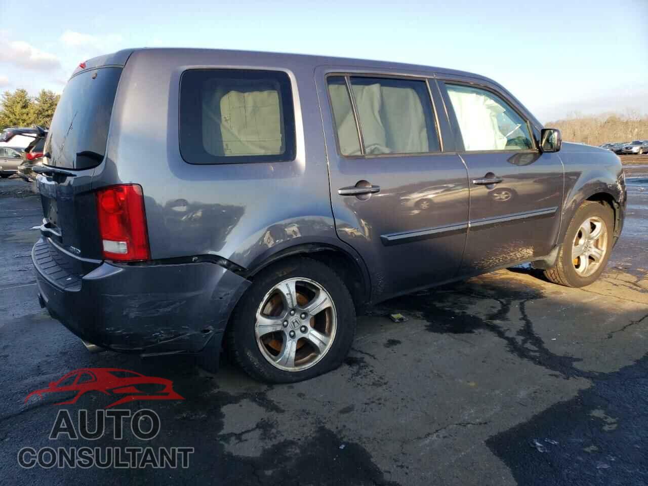 HONDA PILOT 2015 - 5FNYF4H40FB029539